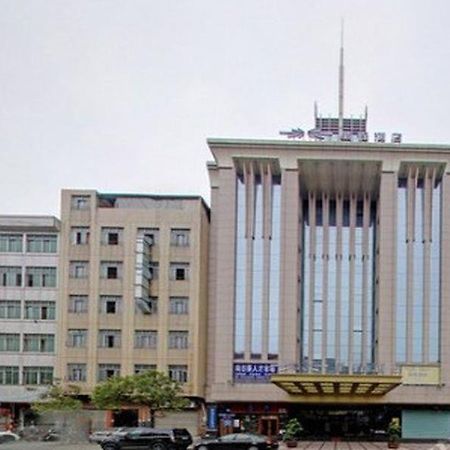 Starway Hotel Guangzhou Xintang Branch Dış mekan fotoğraf